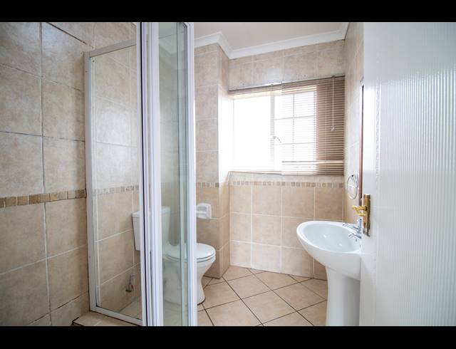 2 BEDROOM APARTMENT FOR SALE IN NOORDWYK